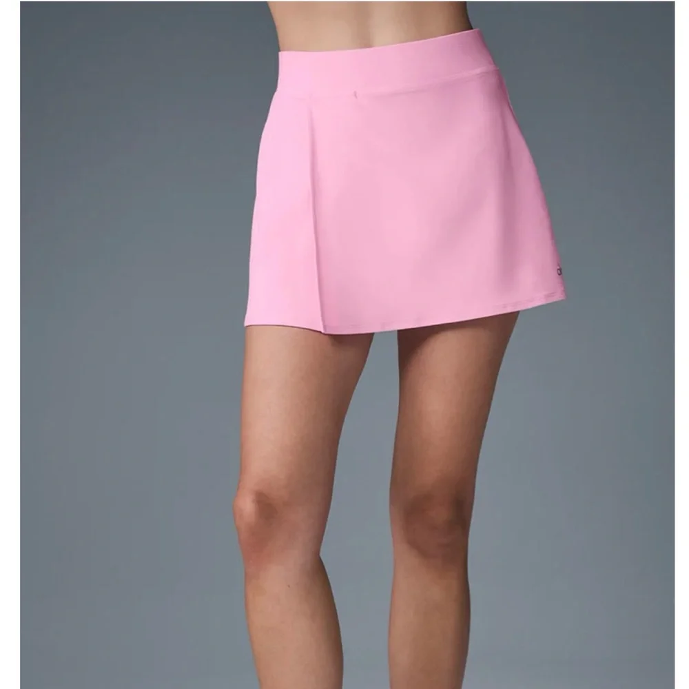 Alo Alosoft Backspin Skirt NWT Sweet Pink